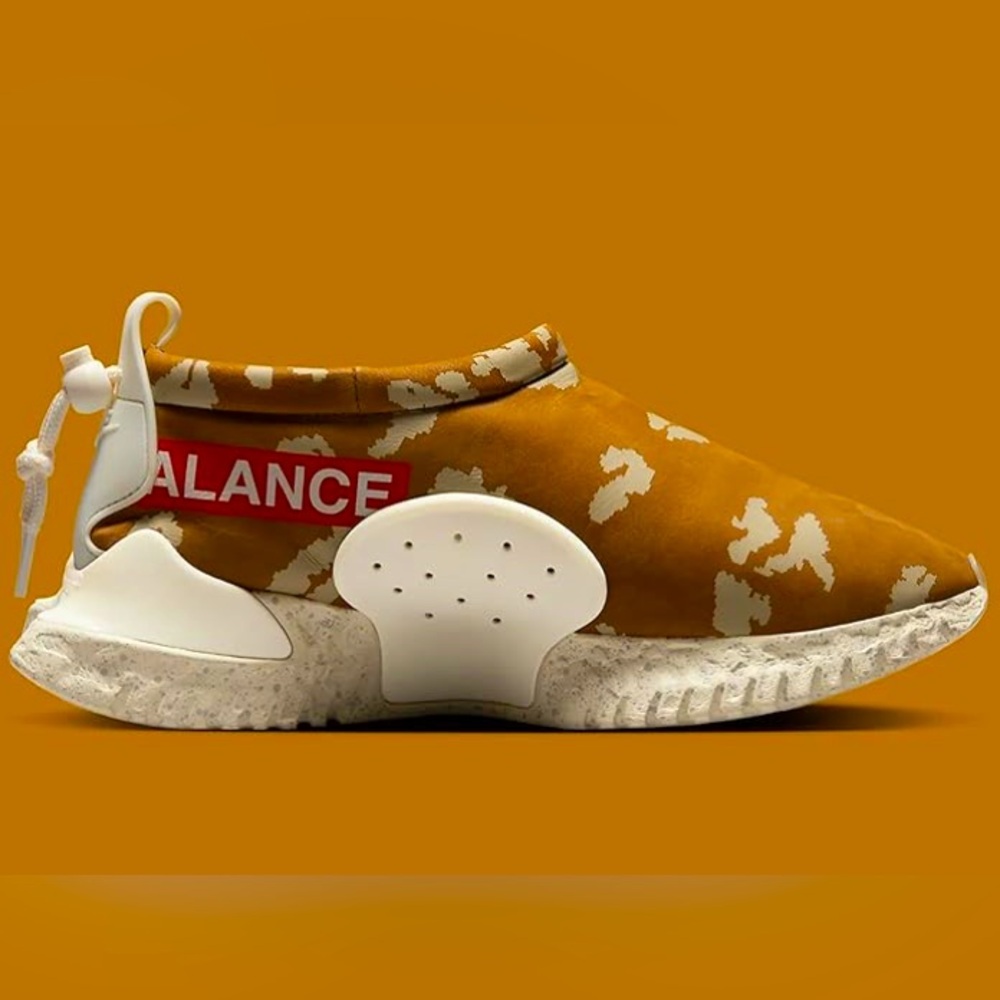UNDERCOVER X NIKE MOC FLOW SP DV5593 200 Sneakers